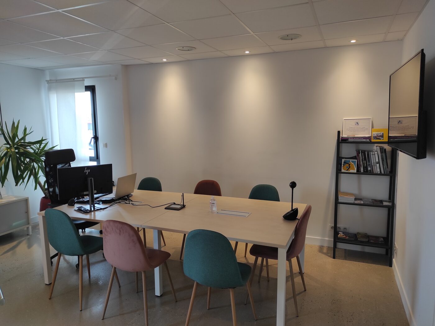 Salle de réception de l'office notarial Jessica Lahuec